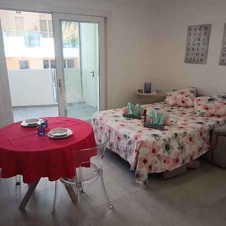 Pm 75 Via Pablo Neruda Guest House 로마 외부 사진